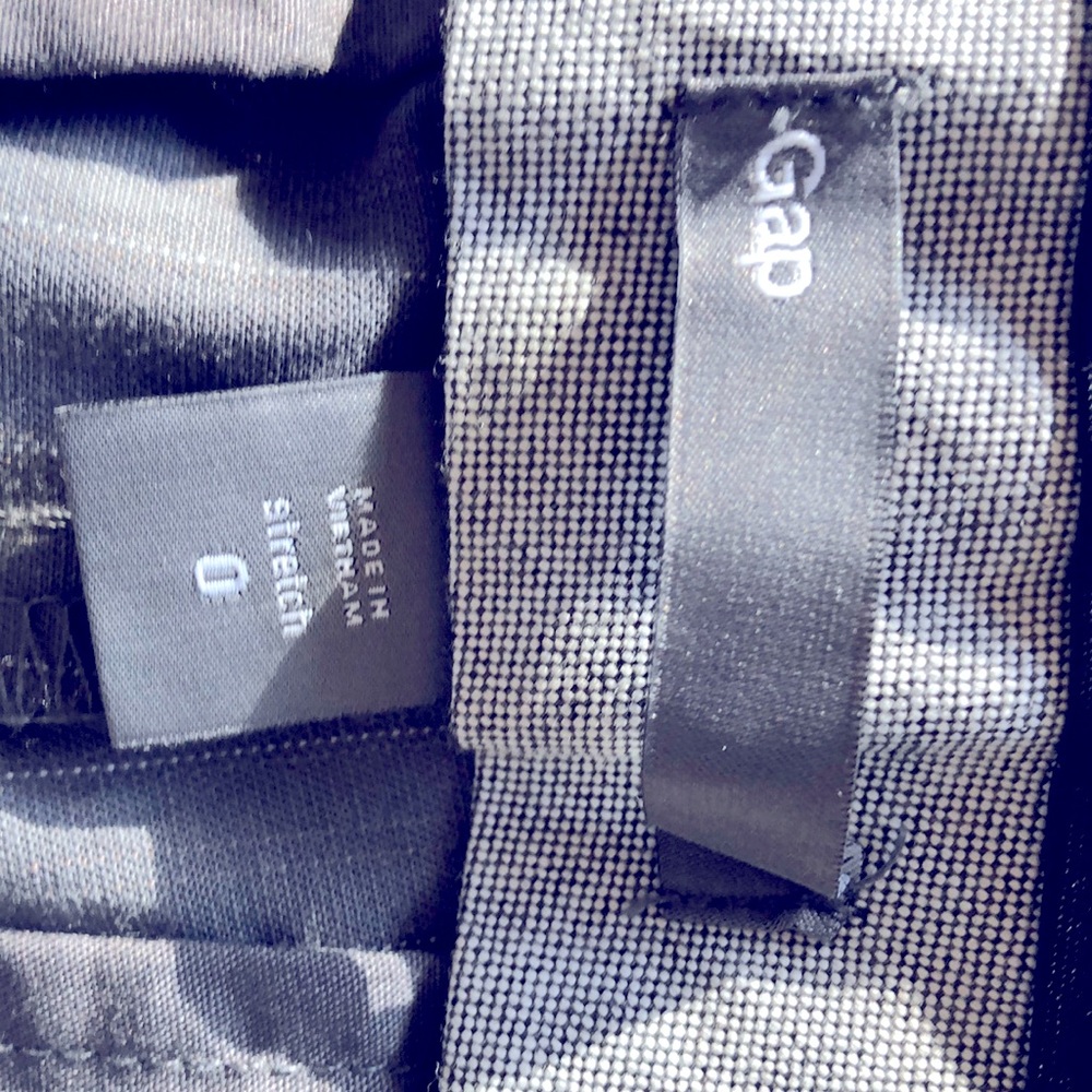 J Crew sz 0 grey with very thin white stripe